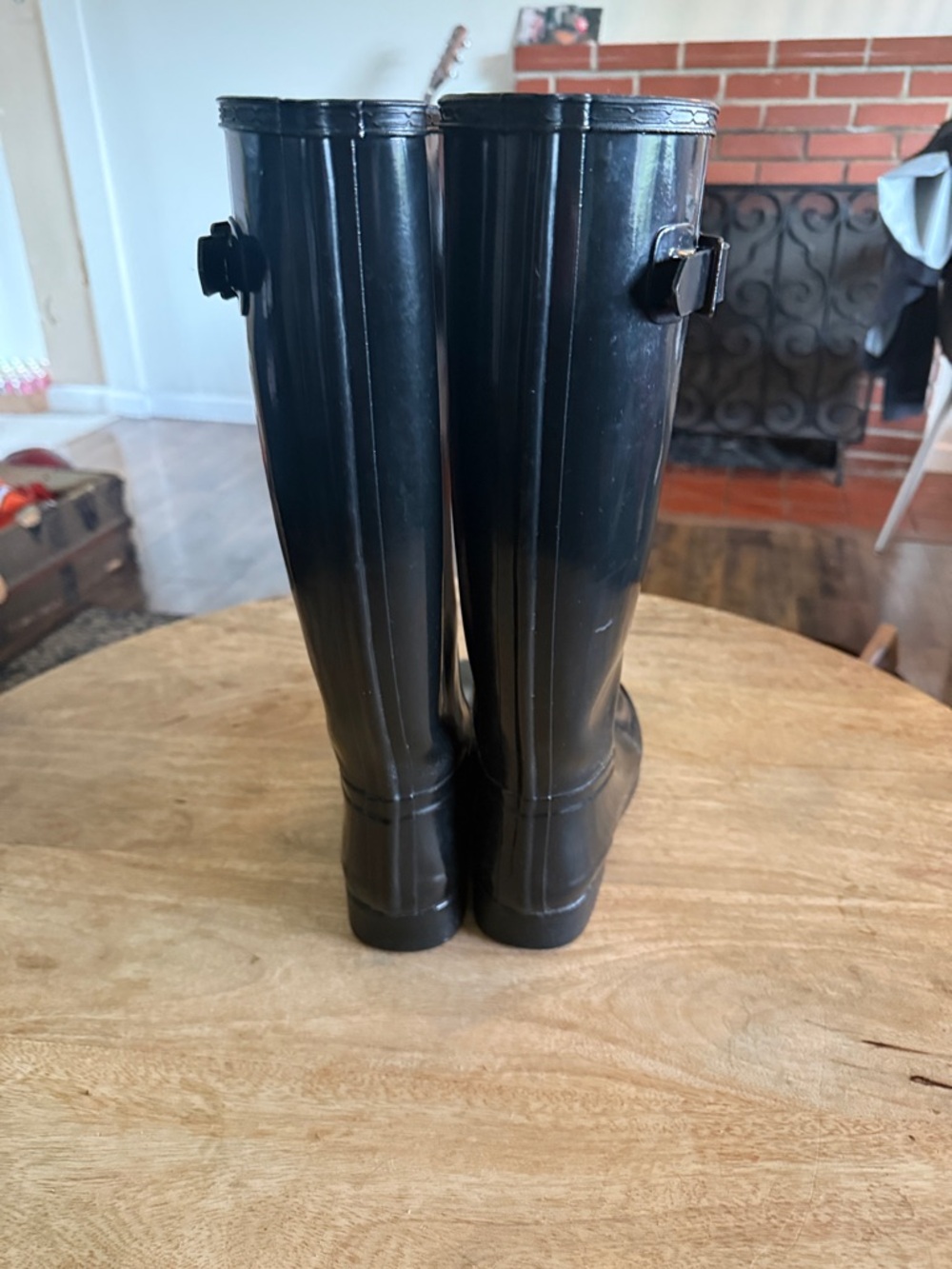 Hunter Women's Tall Gloss Rain Boots - Black size 7 - Picture 3 of 7